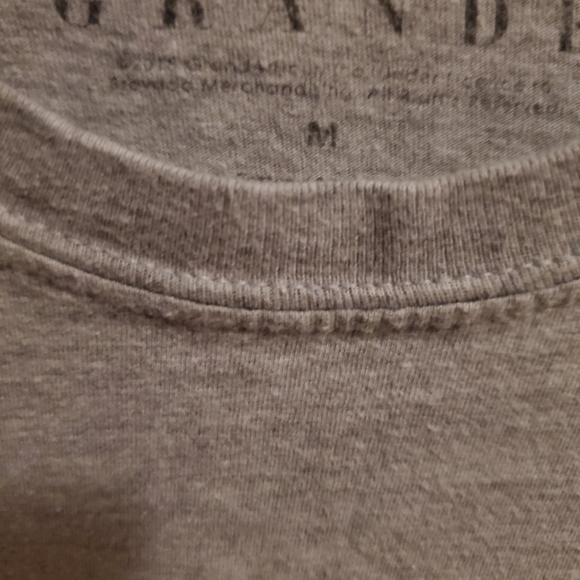 **SOLD** Ariana Grande 2015 Concert T-shirt - Picture 4 of 4